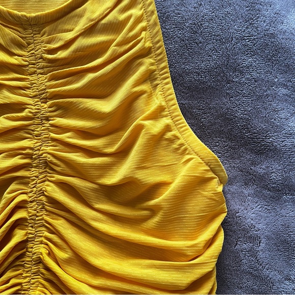 House of Harlow 1960 Ruched Sleeveless Crop Tank Top Blouse Golden Yellow New đź’› - Picture 5 of 15
